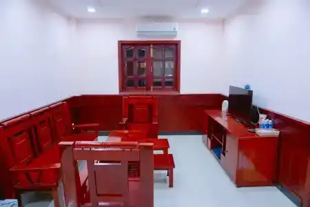 Con Dao Tan Son Nhat - 16
