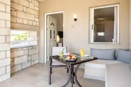 Kavos & Suites - 202