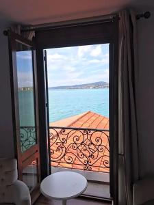 Ferahi Evler Boutique - 127