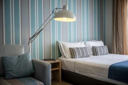 Le Rose Suite - 36