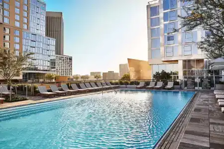 Conrad Los Angeles - 18