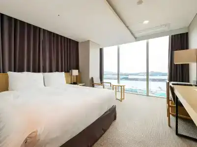 Best Western Harbor Park - 36