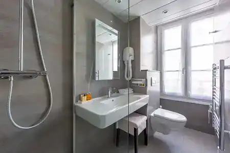Hôtel 15 Montparnasse - 70