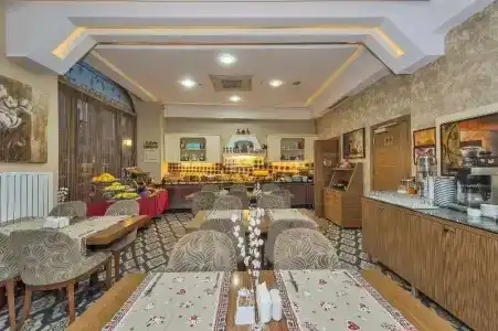 Azzap Galata - 22