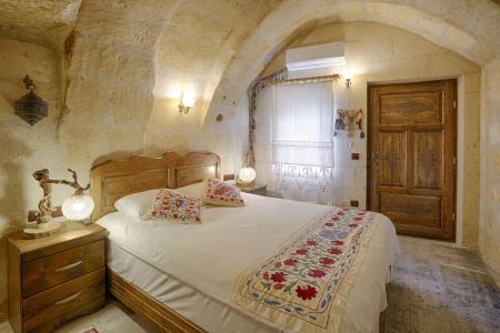 Tulip Cave Suites - 72