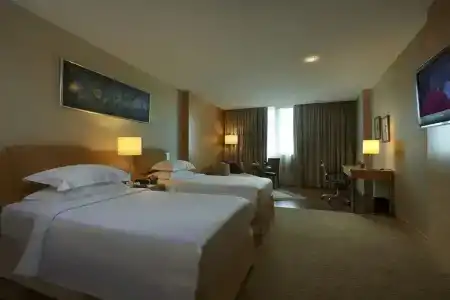 Royale Chulan The Curve - 45