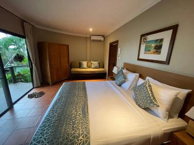 Beyond The Blue Horizon Boutique Bungalows - 2