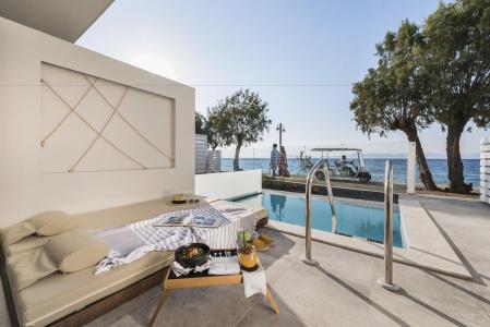Villa Di Mare Seaside Suites - 19