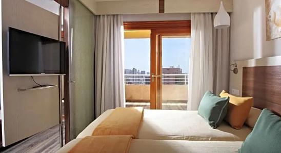 Sandos Benidorm Suites - 42