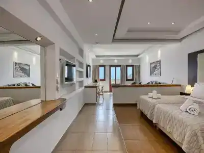 Splendour Resort - 300