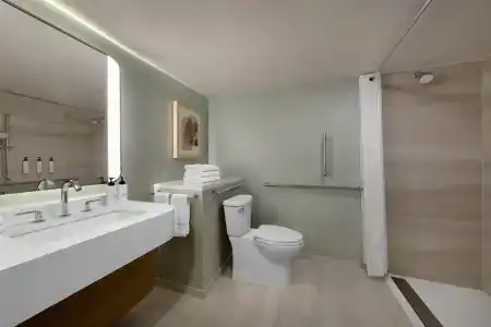 Sonesta Miami Airport - 36