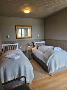 Riverfront Boutique - 9