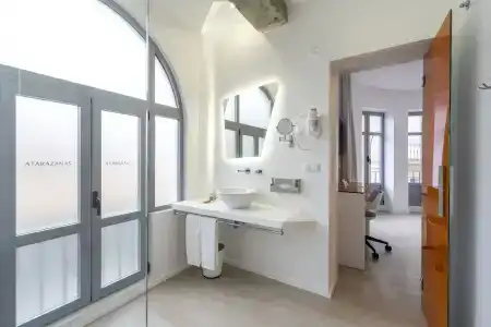 Atarazanas Málaga Boutique - 25