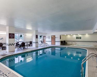 Comfort Inn East - 14