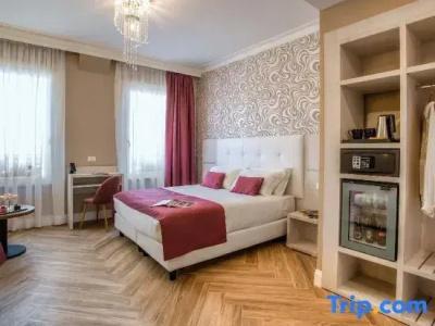 The Boutique - 107