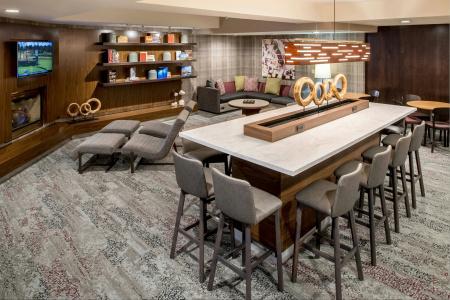 Courtyard by Marriott Portland North - 19