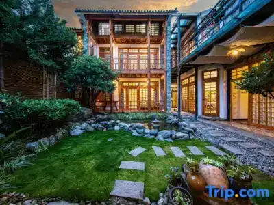 Zen Garden Inn - 13