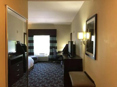 Hampton Inn & Suites Nashville at Opryland - 38