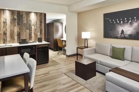 Embassy Suites by Hilton Nashville - 56