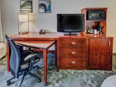 Courtyard by Marriott Southwest/Abilene Mall South - 30