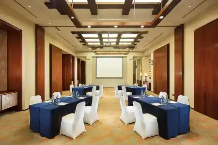 Hilton Sanya Yalong Bay Resort & Spa - 15