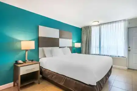 Comfort Inn & Suites Daytona Beach Oceanfront - 66