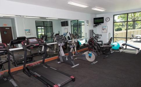 Rogue Regency Inn & Suites - 22
