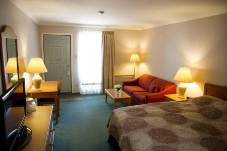 Rideau Heights Inn - 3