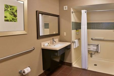 Staybridge Suites - 5