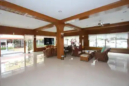 Sabai Inn - 28