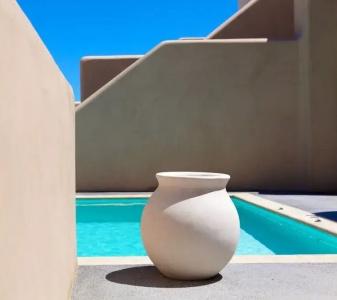 Voreina Gallery Suites - 49