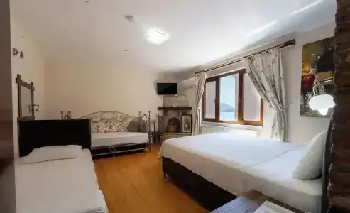 Fulya Pension - 19