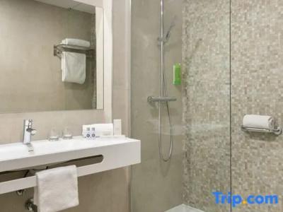 Best Western Mediterranee Menton - 90