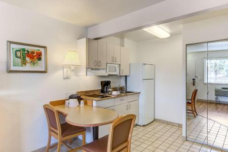 Studio 6-Kissimmee, FL - Orlando - 50