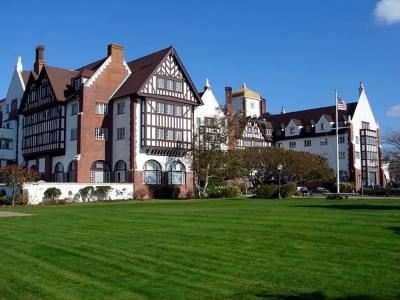 Montauk Manor - 0