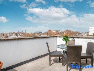 Queensgate Court - 226