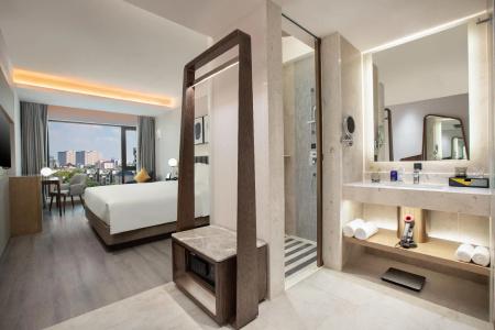 voco Nanjing Oriental Pearl - 63