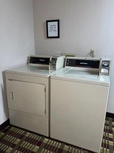 Scenic Hills Inn - 17