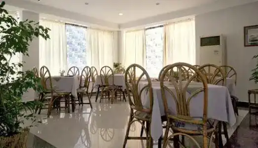 Plaza Riviera - 16