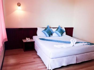 Chumphon Palace - 26