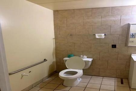 Budget Inn - 6