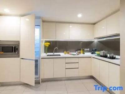 Ascott Sentral - 76