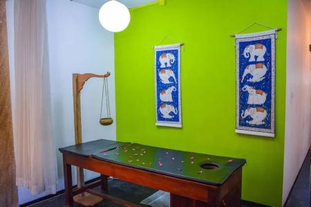 Rajmahal Inn - 13