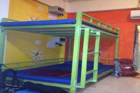 Hangover Hostel - 9