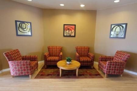 TownePlace Suites by Marriott - 14