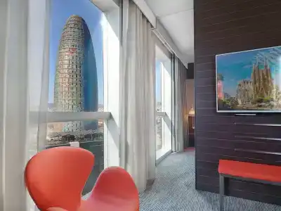Novotel Barcelona City - 18
