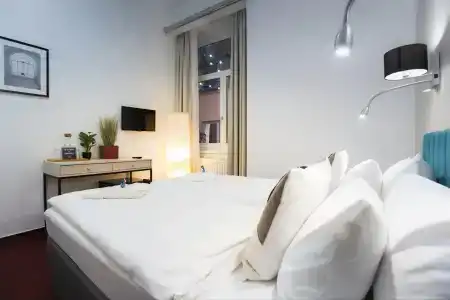 Maverick Hostel & Ensuites - 4