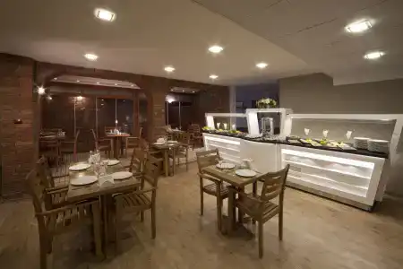 Walk In - 15