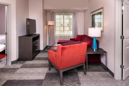 Staybridge Suites - - 36