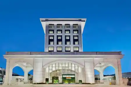 Courtyard by Marriott Bengaluru Hebbal - 0